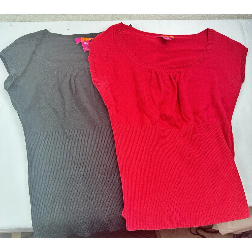 Catch My I Short Sleeve Knit Black Red Top Round Neck Women’s Sz L Set of 2